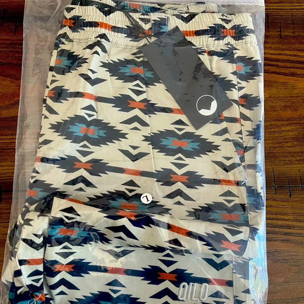 NEW 32” Large QILO x BCS Black Canyon Systems Shorts No WRMFZY Fud Fog southwest - Picture 2 of 2